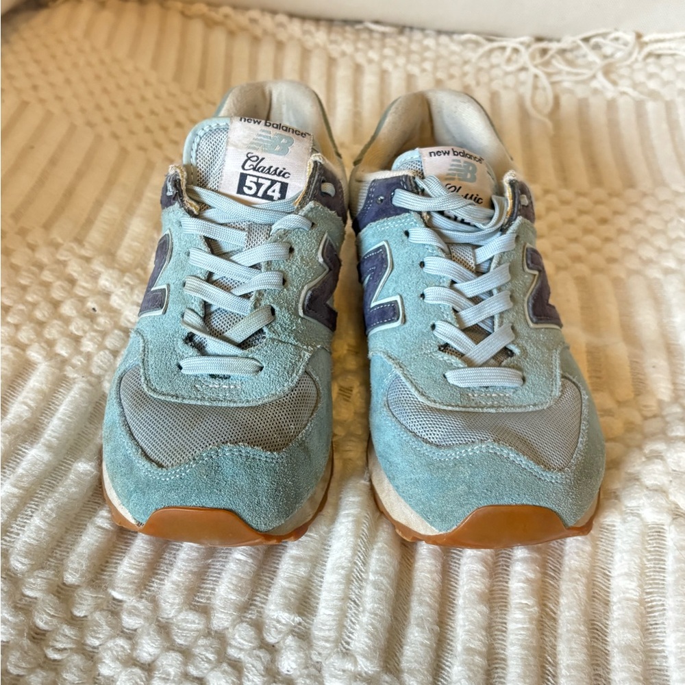 New Balance 574 Classic Sneakers - Light Blue and Gray